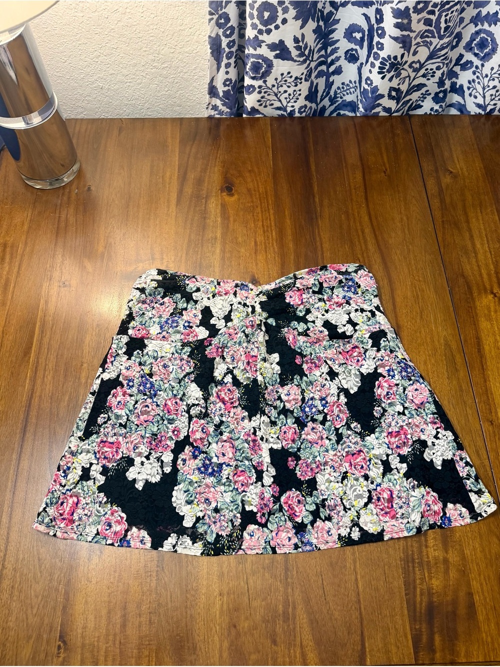 Torrid Strapless Lace Floral Top